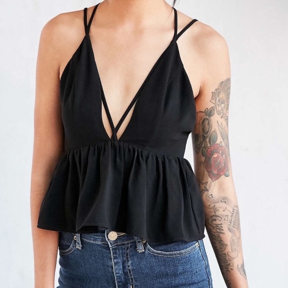 Urban Outfitters Cross Front Baby Doll Cami medium crop tank strappy summer - Picture 9 of 9
